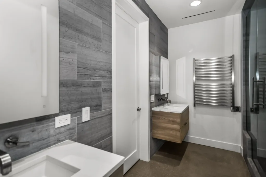 900 West Washington Boulevard Chicago IL 60607