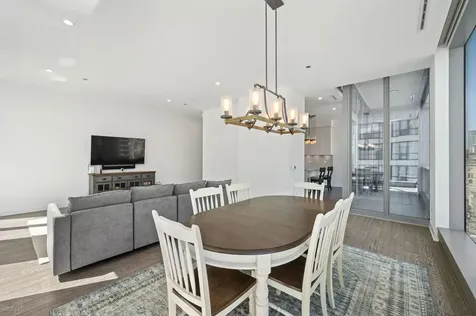 403 North Wabash Avenue Chicago IL 60611