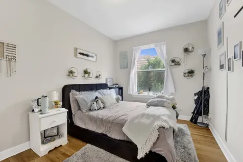 2456 North Hamlin Avenue Chicago IL 60647