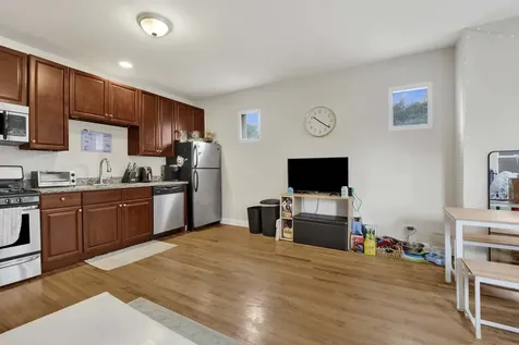 2456 North Hamlin Avenue Chicago IL 60647