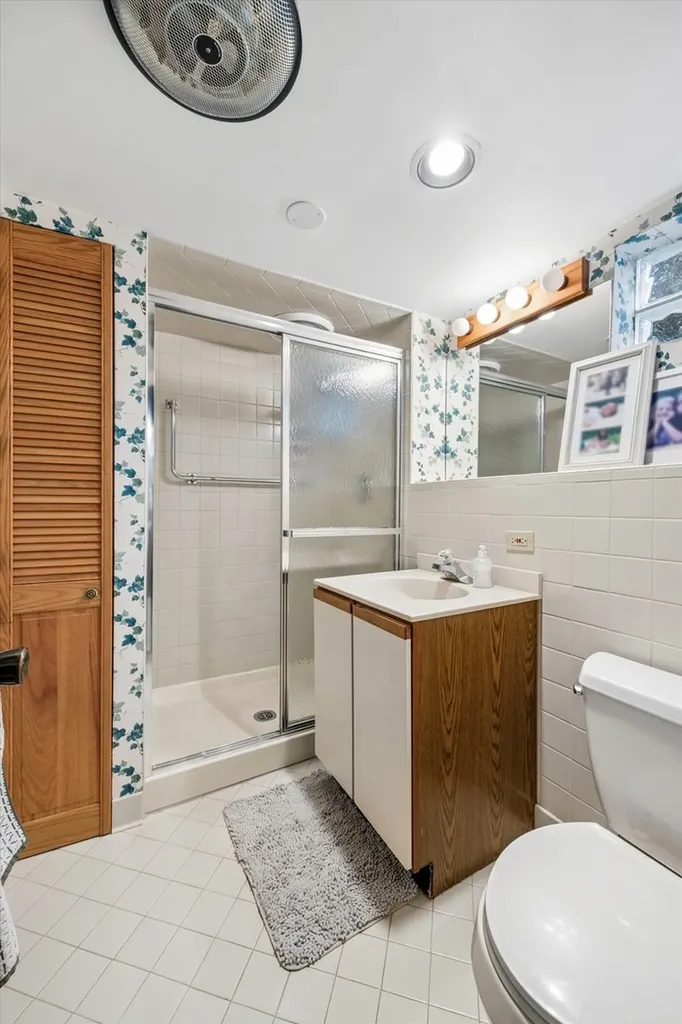 3929 Grove Avenue Western Springs IL 60558