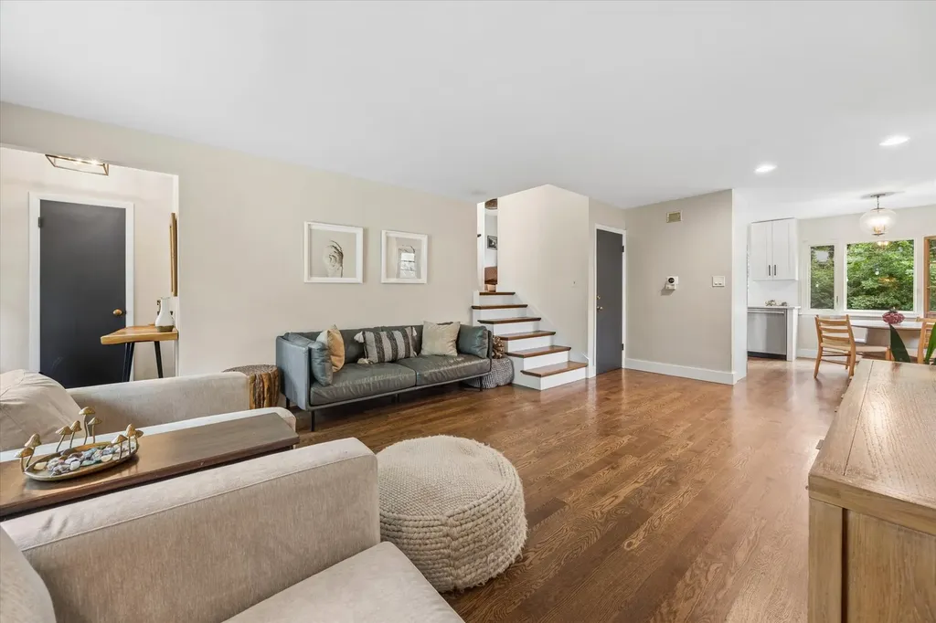 3929 Grove Avenue Western Springs IL 60558