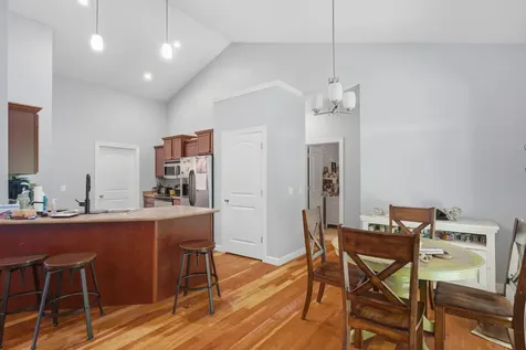 5505 38TH Avenue Moline IL 61265