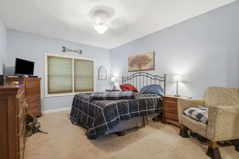5505 38TH Avenue Moline IL 61265