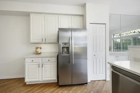 215 Wildflower Lane La Grange IL 60525