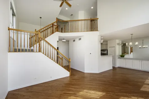 215 Wildflower Lane La Grange IL 60525