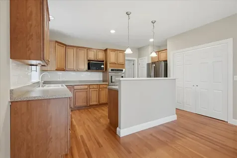 2202 Bloomingdale Road Bloomington IL 61705