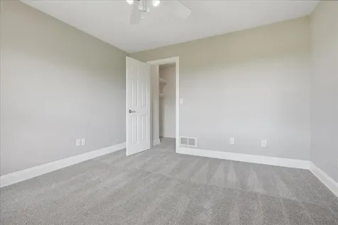 2202 Bloomingdale Road Bloomington IL 61705