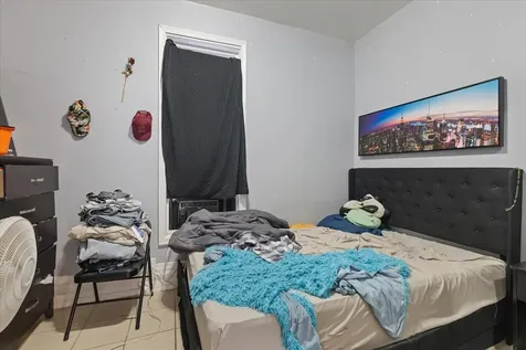 1634 North Sawyer Avenue Chicago IL 60647