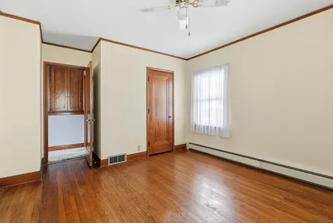 2338 7TH Street East Moline IL 61244