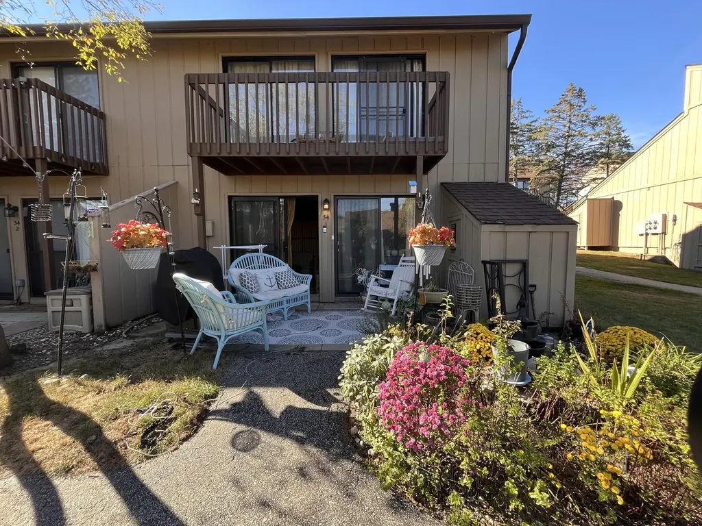 34 Montego Colony Fox Lake IL 60020