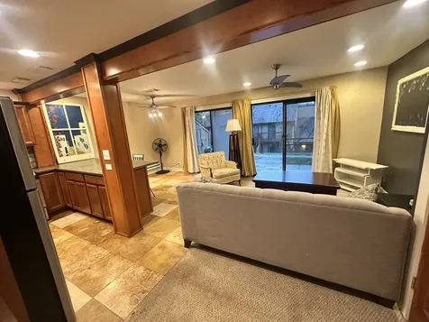 34 Montego Colony Fox Lake IL 60020