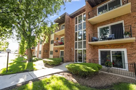 4113 West 97th Place Oak Lawn IL 60453