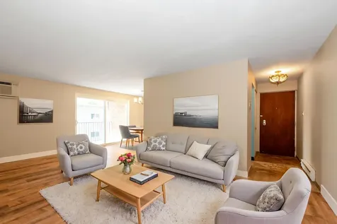 4113 West 97th Place Oak Lawn IL 60453