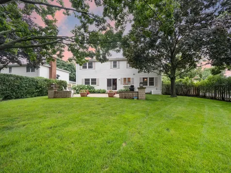 3066 Knollwood Lane Glenview IL 60025
