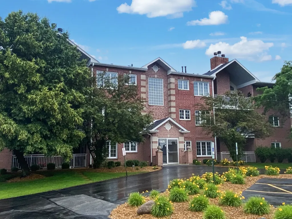 11525 Settlers Pond Way Orland Park IL 60467