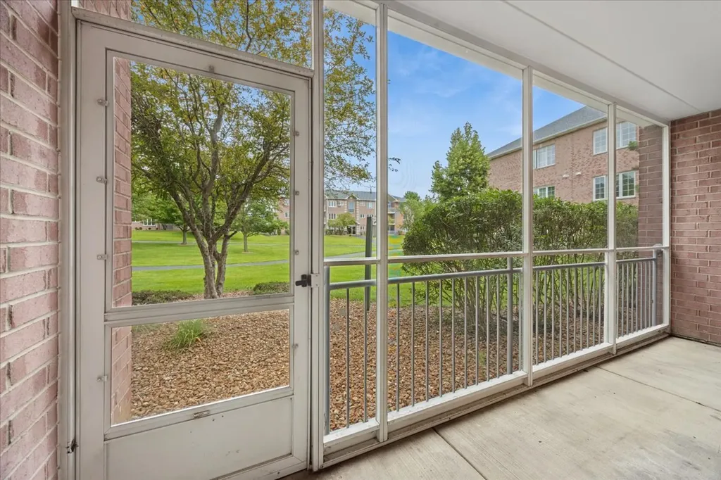 11525 Settlers Pond Way Orland Park IL 60467