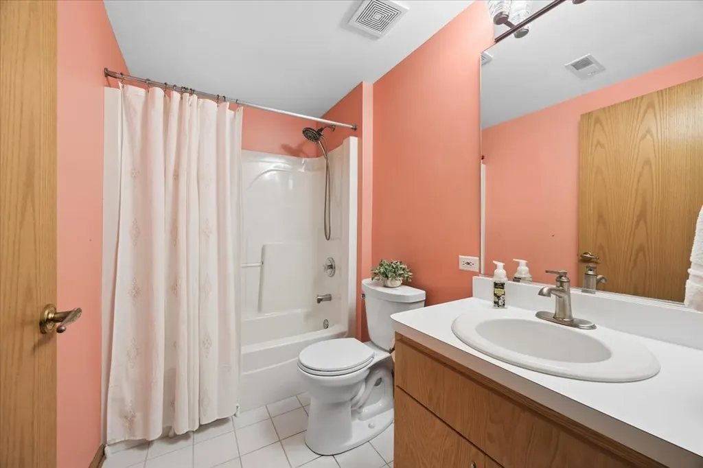 11525 Settlers Pond Way Orland Park IL 60467