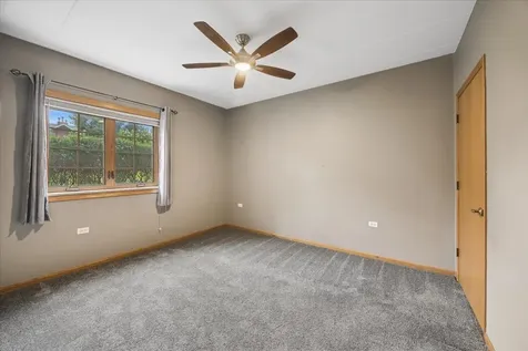11525 Settlers Pond Way Orland Park IL 60467