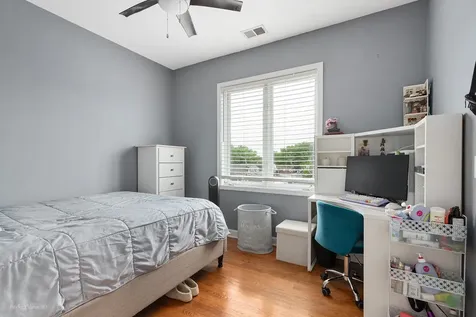 5617 West Lawrence Avenue Chicago IL 60630