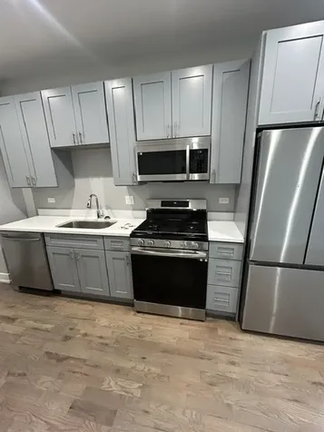 926 West 32nd Place Chicago IL 60608