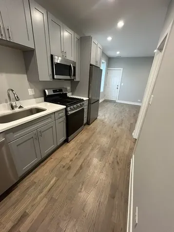926 West 32nd Place Chicago IL 60608