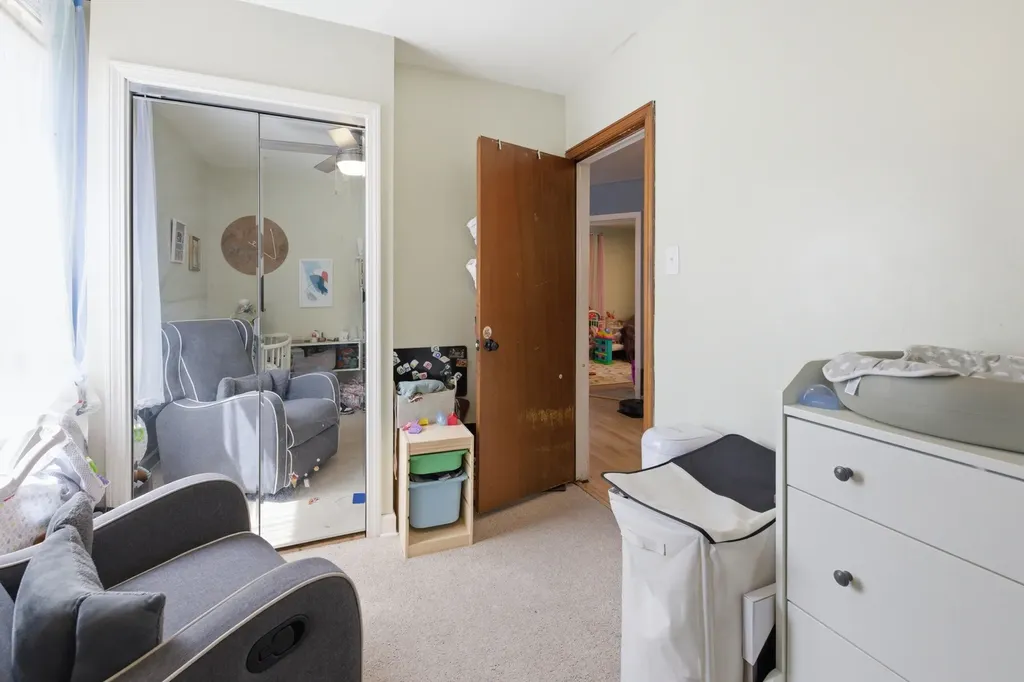 5052 South Laporte Avenue Chicago IL 60638