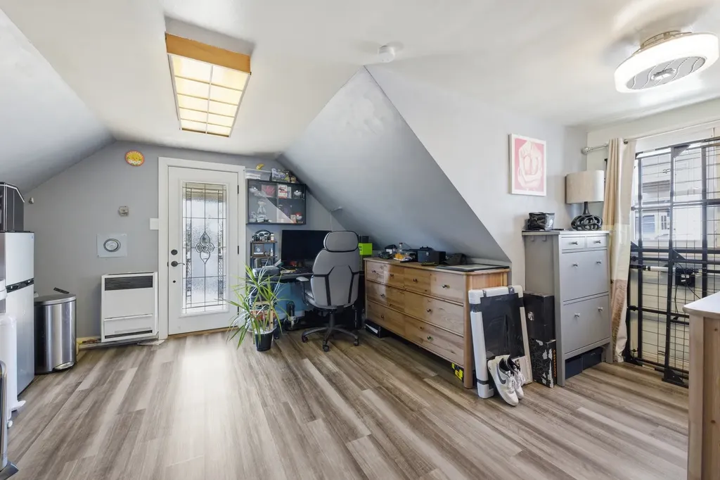 5052 South Laporte Avenue Chicago IL 60638