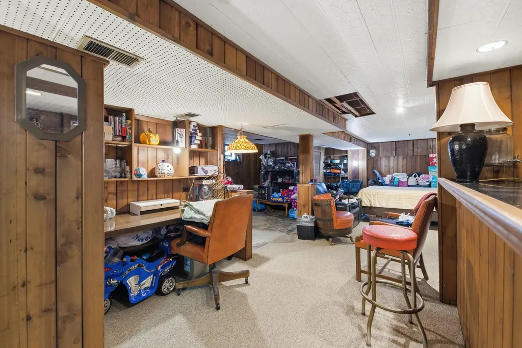 5052 South Laporte Avenue Chicago IL 60638