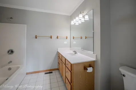 201 Conley Drive Elburn IL 60119