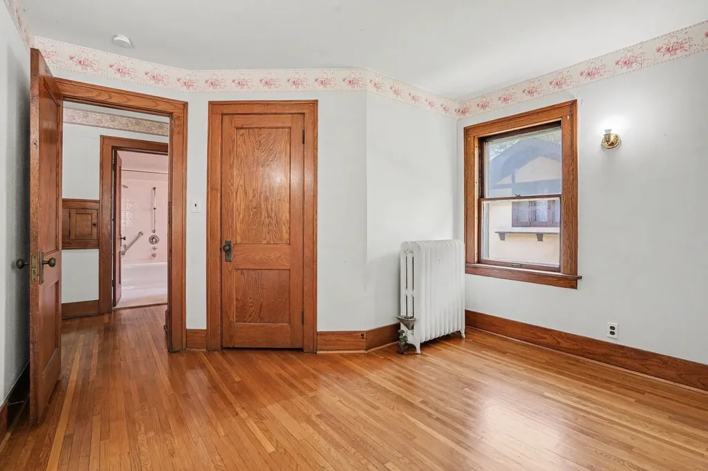 438 Wilder Street Aurora IL 60506