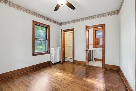 438 Wilder Street Aurora IL 60506