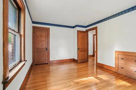 438 Wilder Street Aurora IL 60506