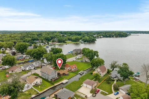 27 Atwater Parkway Fox Lake IL 60020