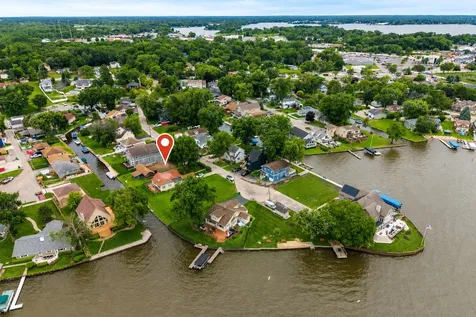 27 Atwater Parkway Fox Lake IL 60020