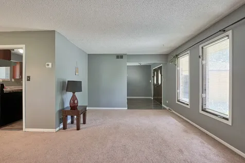 385 East 162nd Street Harvey IL 60426