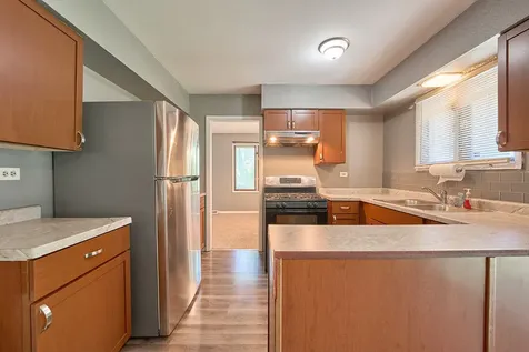 385 East 162nd Street Harvey IL 60426