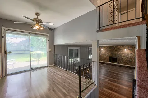 385 East 162nd Street Harvey IL 60426