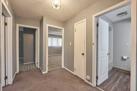 385 East 162nd Street Harvey IL 60426