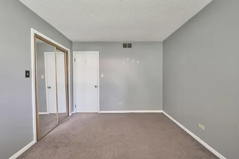 385 East 162nd Street Harvey IL 60426