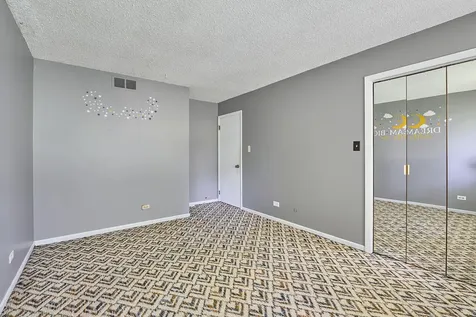 385 East 162nd Street Harvey IL 60426