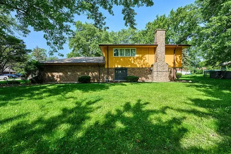 385 East 162nd Street Harvey IL 60426