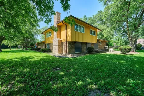 385 East 162nd Street Harvey IL 60426