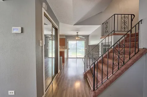 385 East 162nd Street Harvey IL 60426