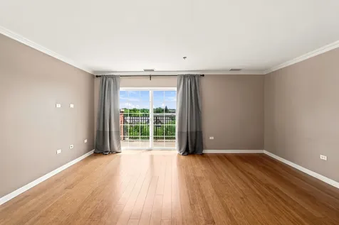 440 West Mahogany Court Palatine IL 60067