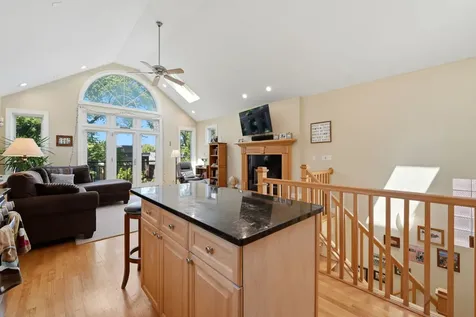 1717 West Nelson Avenue Chicago IL 60657