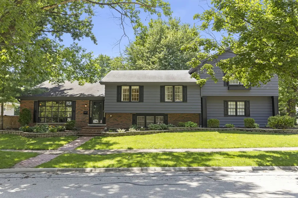 212 Tamarack Avenue Naperville IL 60540