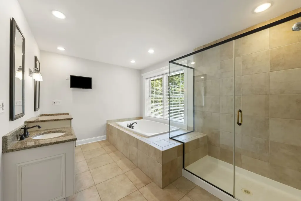 212 Tamarack Avenue Naperville IL 60540