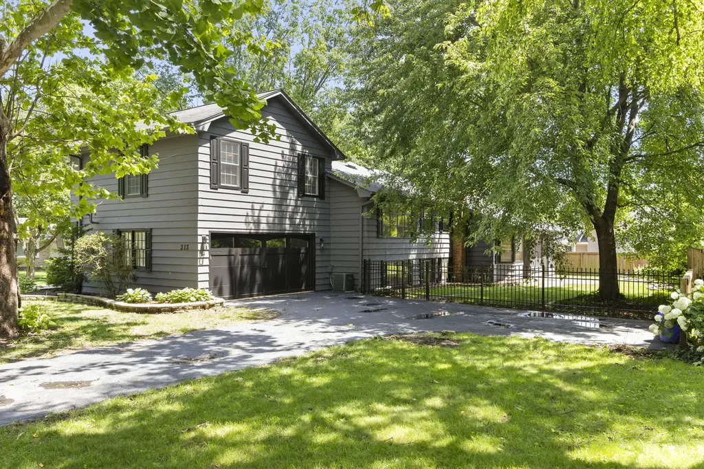 212 Tamarack Avenue Naperville IL 60540