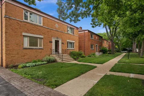 8043 Lake Street River Forest IL 60305